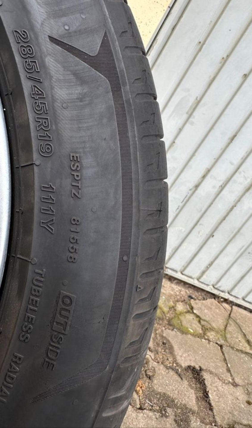 4 Koła BMW. Alufelgi i pony Bridgestone285/45 i 255/50 R19