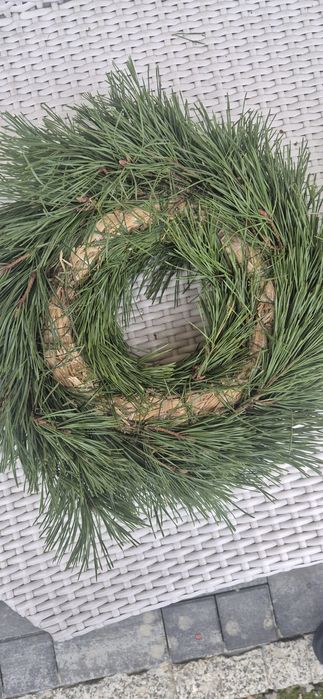 Zbieram zamówienia na wianki z żywej jodły , sosny.