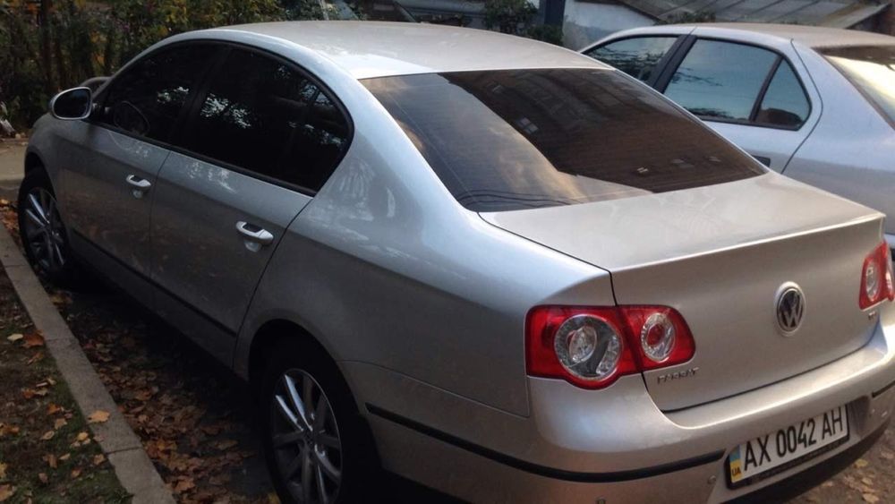 Продам VW Passad B6 дв 1.8, АКП. Седан
