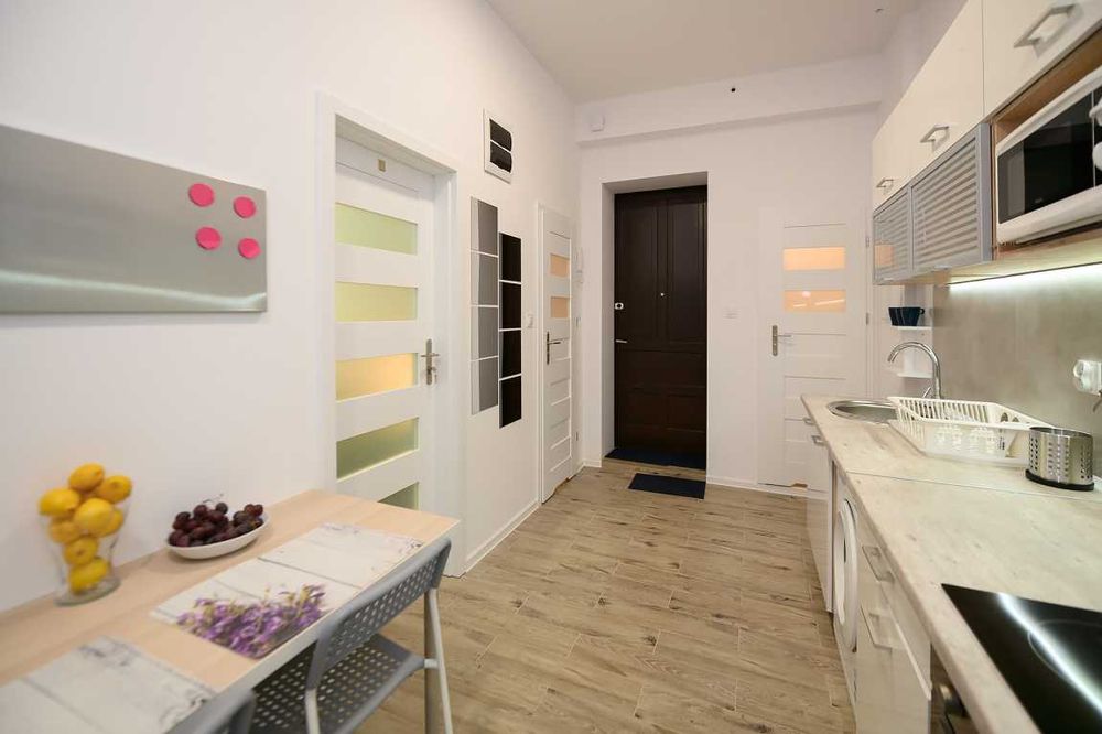 Przytulny pokój w sercu Łodzi - ul. Sienkiewicza 29