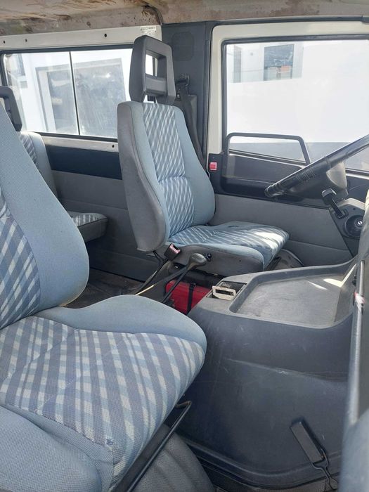 Mercedes MB 100 9 Lugares