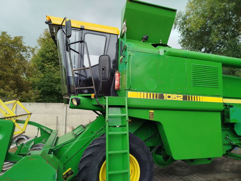 Комбайн зернозбиральний John Deere 1052, 1055. Джон Дір 1052