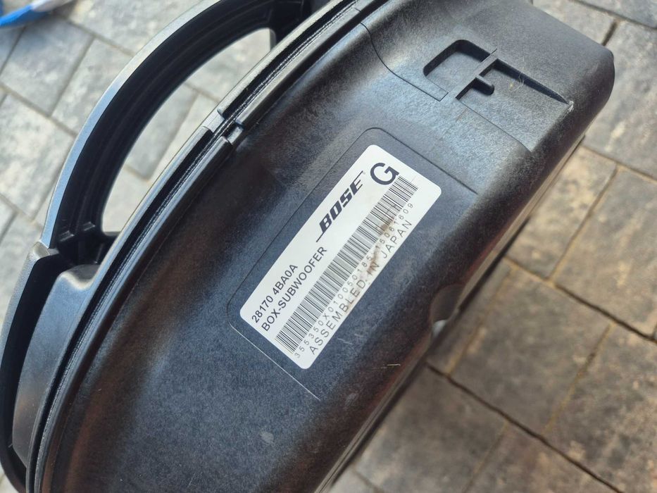 Obudowa subwoofer BOSE z inifnity nagłośnienie auta okazja tanio car