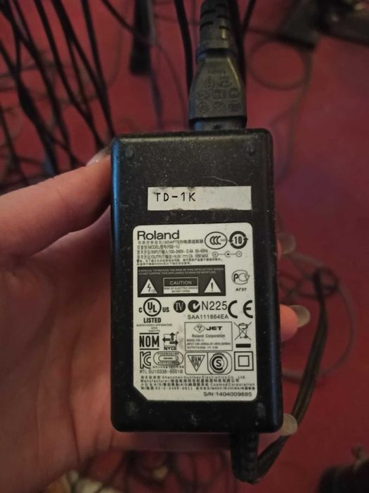 Roland TD-6V z siateczkowym kick padem KD80 +siateczkowy werbel PDX-6.