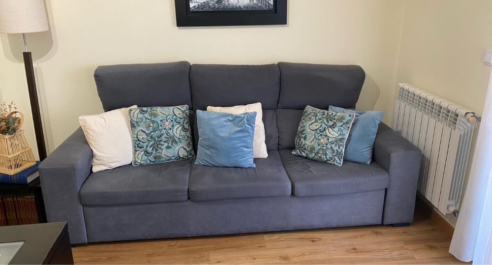 Sofa cama - cinzento
