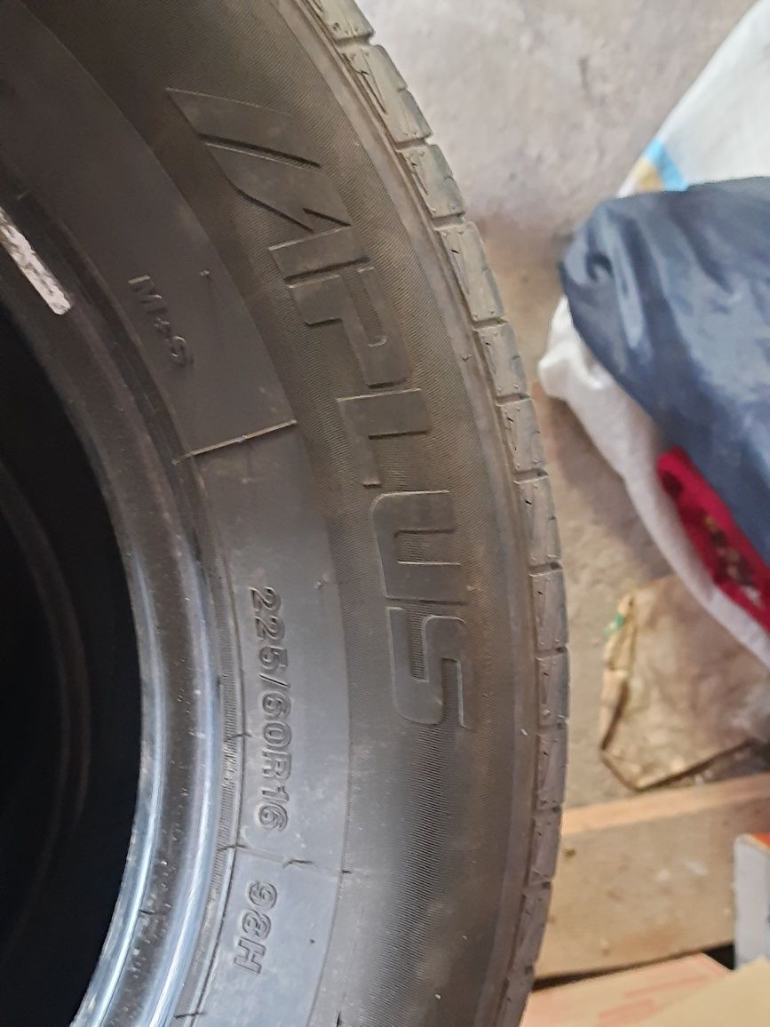 Продам лето 225/60 r16 90% Aplus