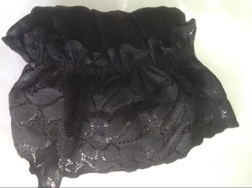 Женские чулки с кружевом