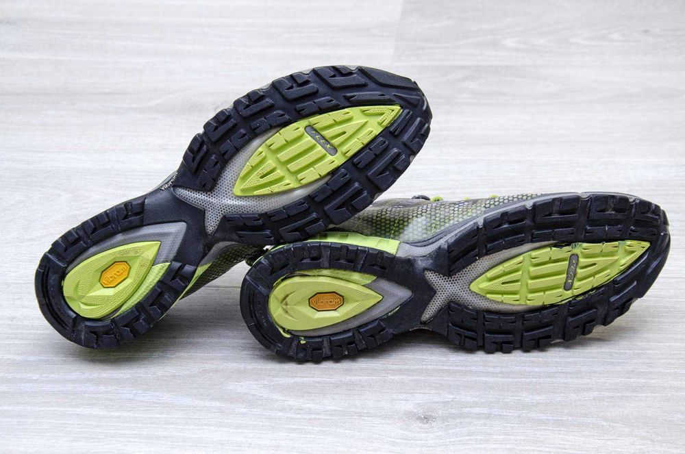 Кросівки hi-tec v-lite infinity. устілка 26 см