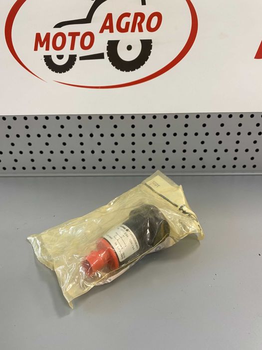 Włącznik wałka WOM Case, New Holland, Steyr 8202.5543 ORYGINAŁ CNH