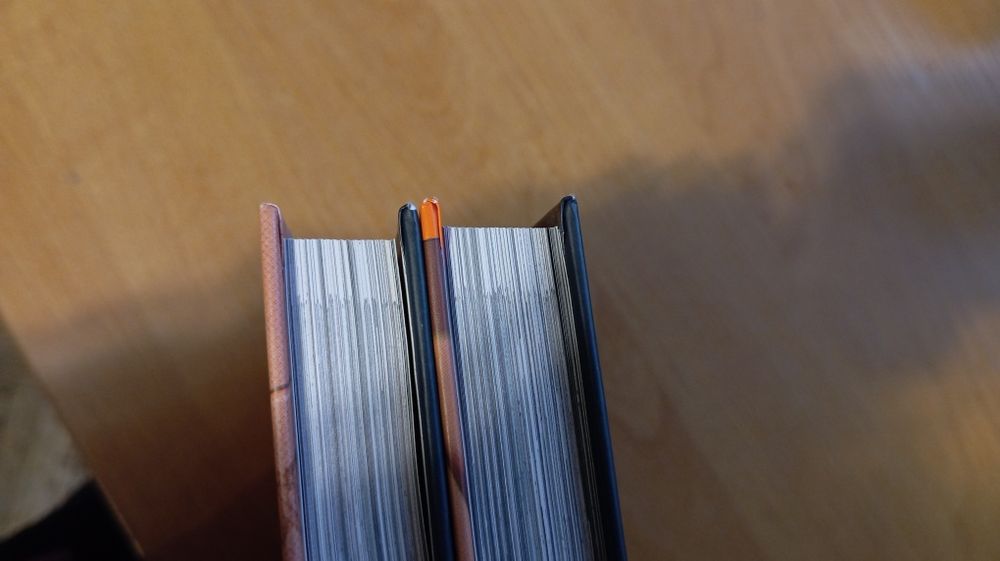 Манхва "Мокрий пісок" 2 томи