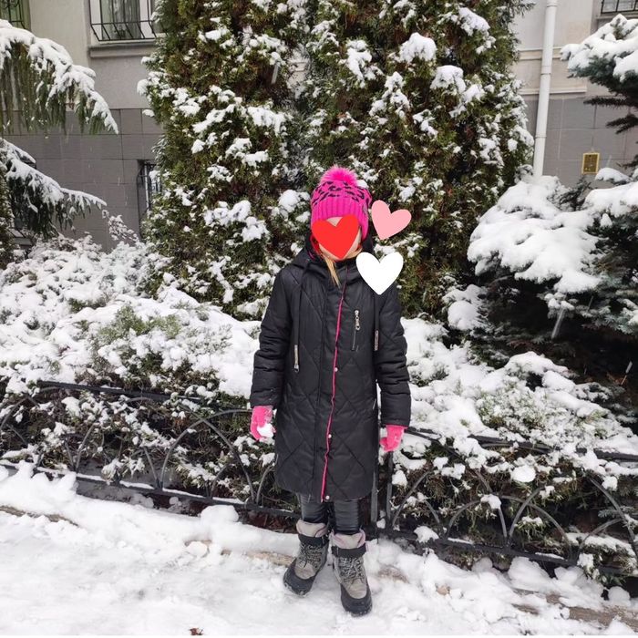 Зимова куртка на дівчинку 6,7,8 років