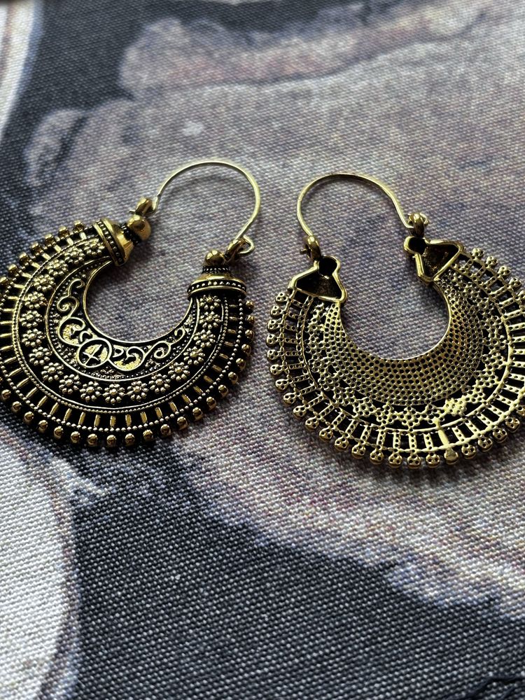 Nowe metalowe kolczyki boho etno