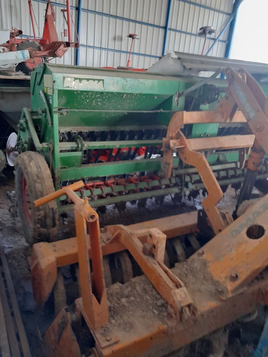 Agregat uprawowo siewny Amazone