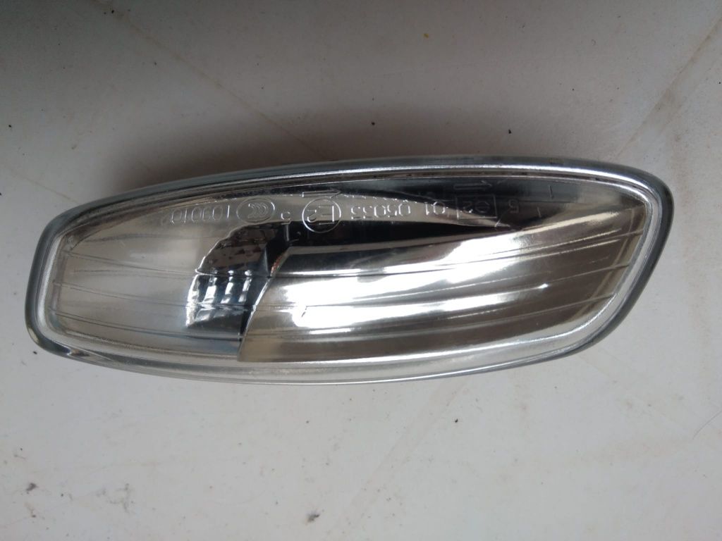 Pisca lateral peugeot 207