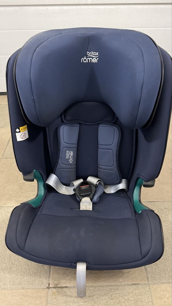 Britax-Romer Advansa-fix M i-Size fotelik 9-36