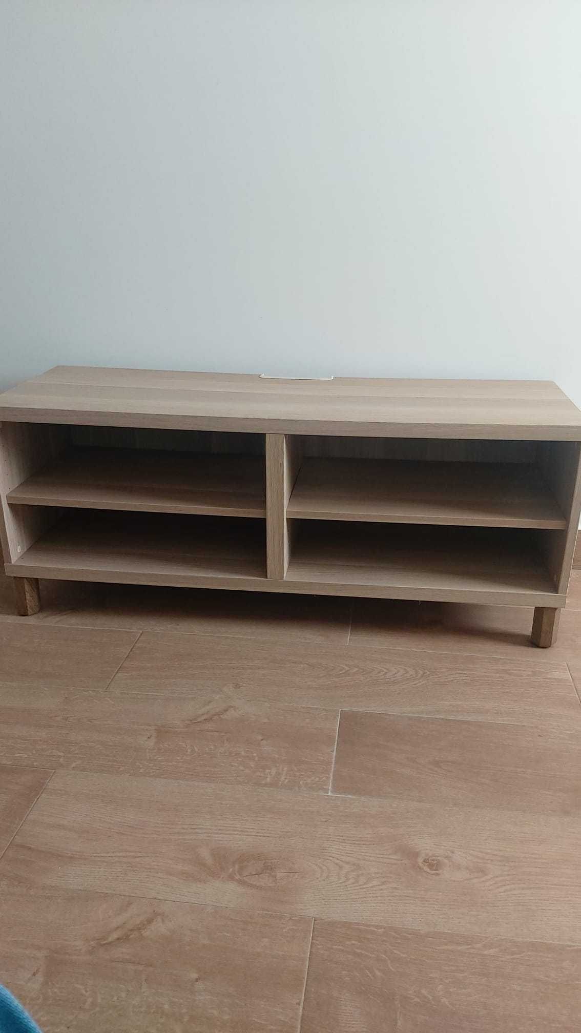Móvel de Sala Minimalista em Madeira Clara – Simples, Funcional!