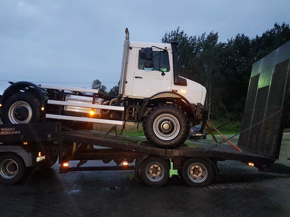 Transport specjalistyczny niskopodwoziówka wózki widłowe maszyny itp