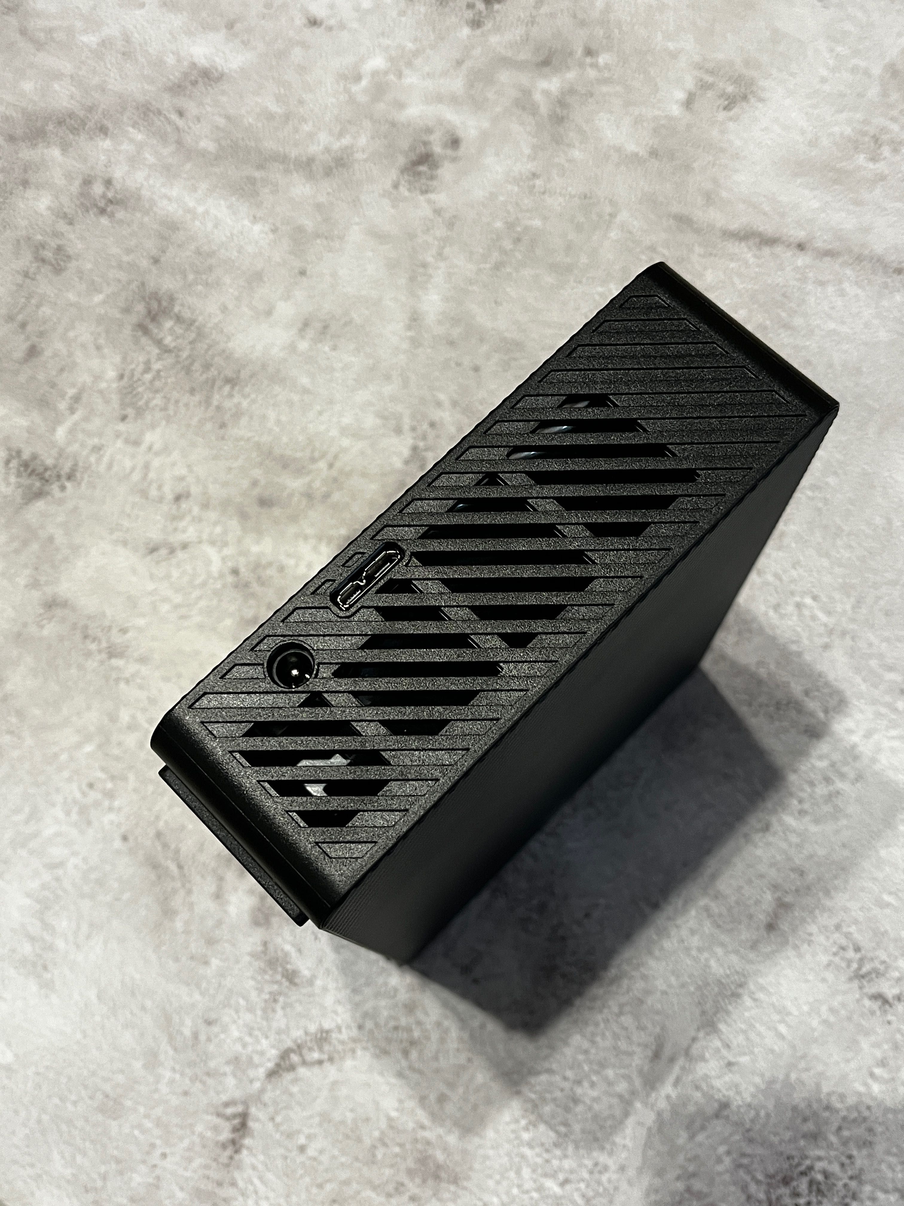 Зовнішній жорсткий диск 3.5" 6TB Expansion Desktop Seagate