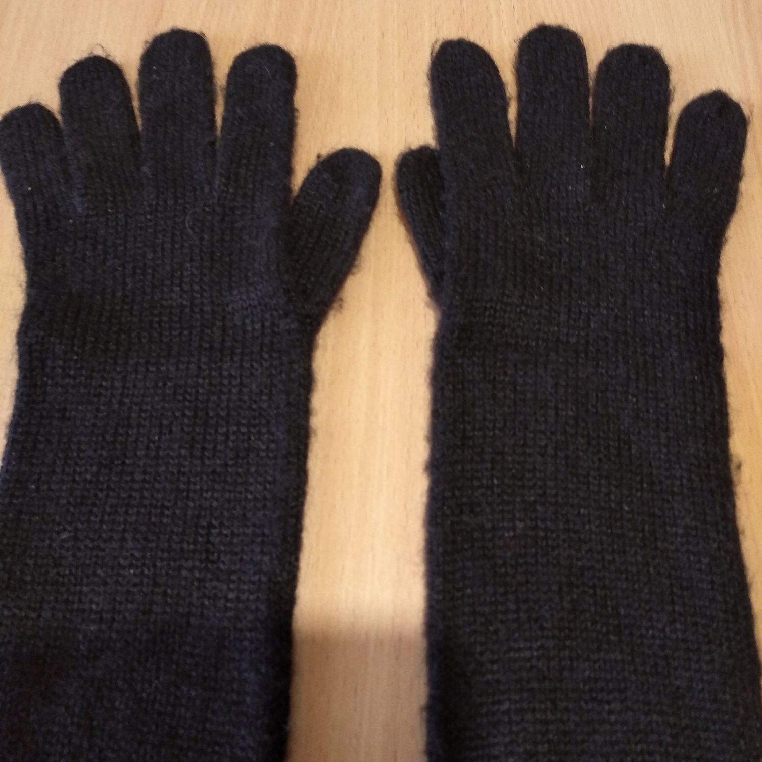 Перчатки длинные вязанные женские черные