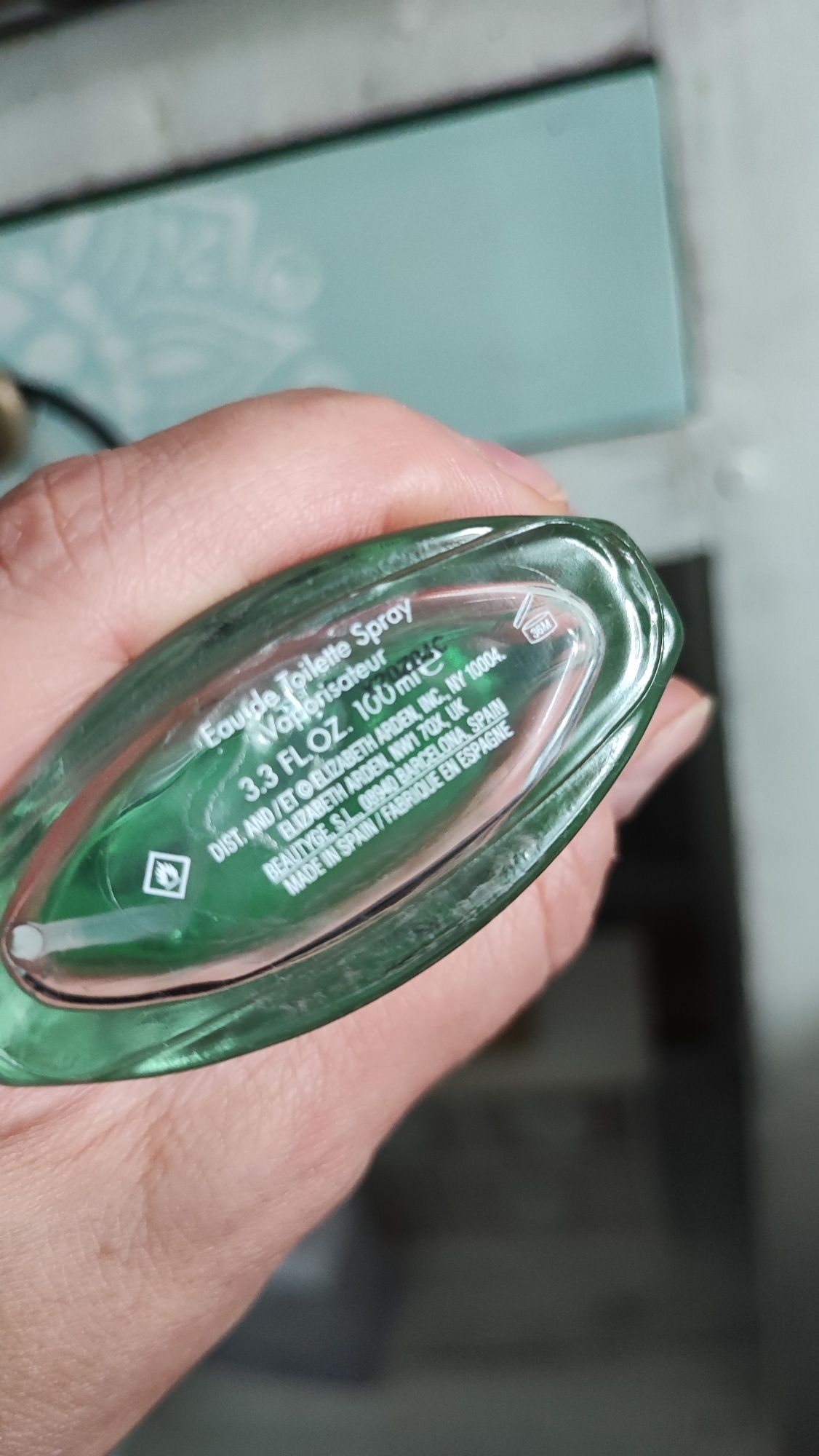 Elizabeth Arden Green tea + Chypre Colabo