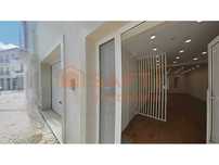 Moradia T4 Triplex com garagem para 2 carros, no centro de Torres N...