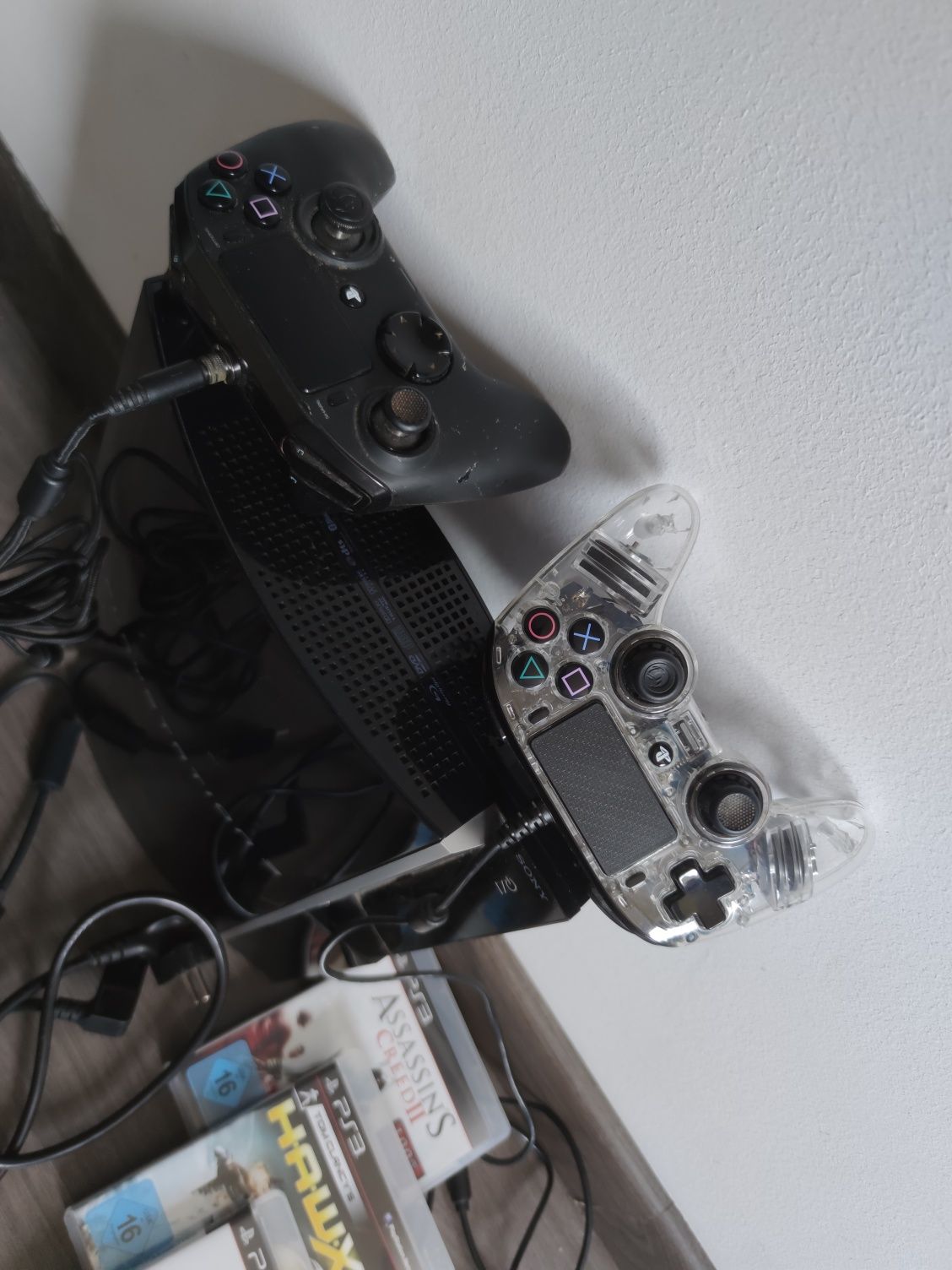 Sony playstation PS 3 slim, с двумя контролерами