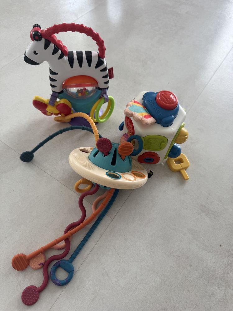 Zabawki sensoryczne  montessori
