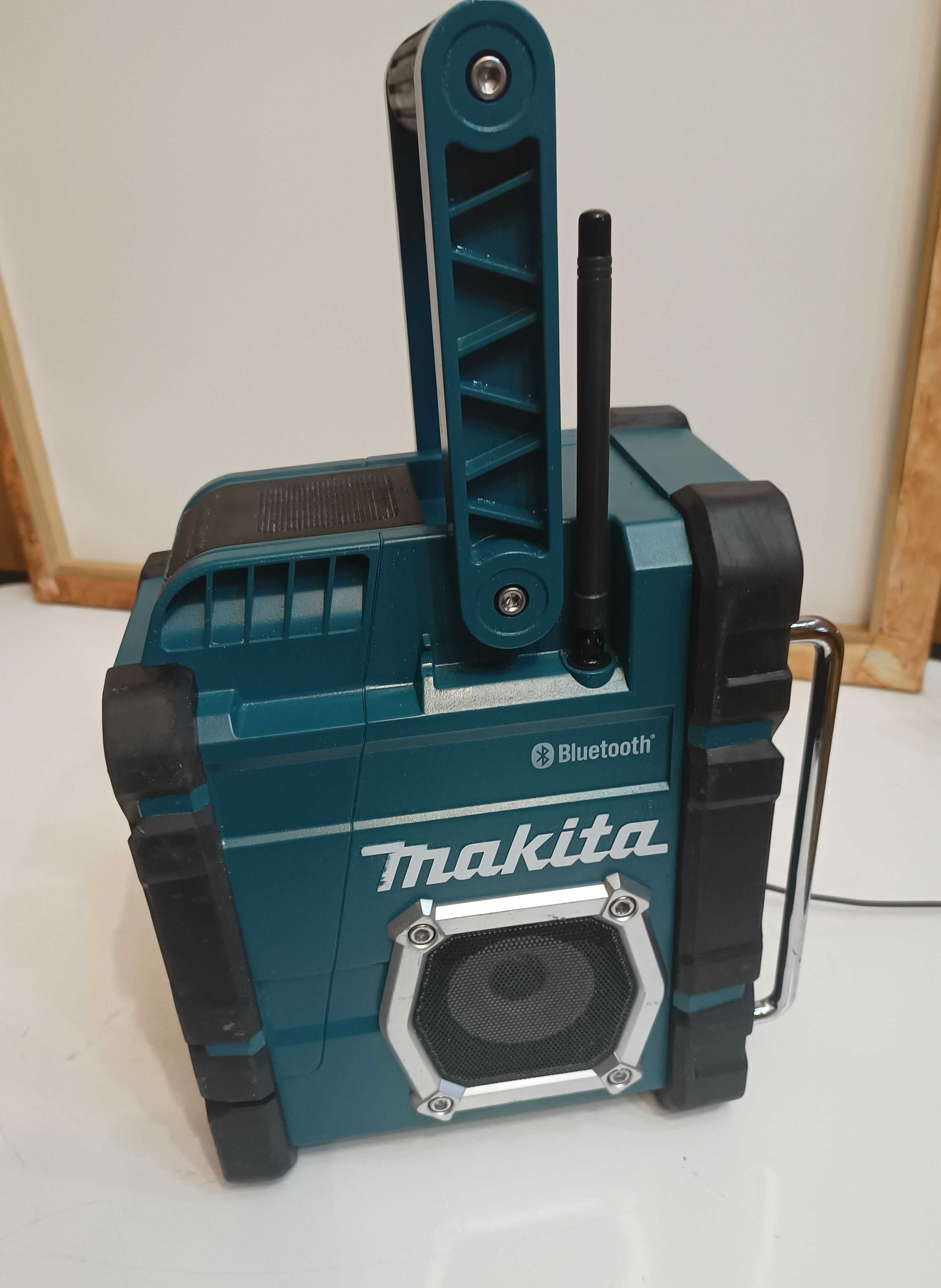 Radio  Makita DMR 108