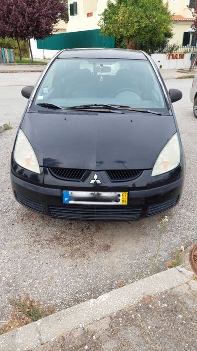 Mitsubishi Colt 1.1 2007 – Económico, fiável e em bom estado