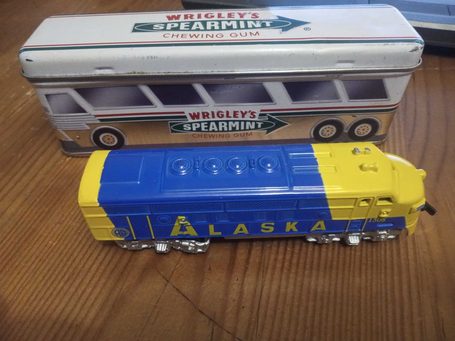 Lokomotywa Maisto On Track Alaska 1508