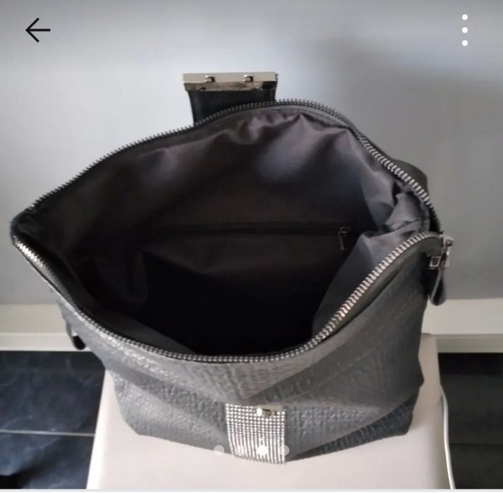 Mochila preta, nova,boa qualidade