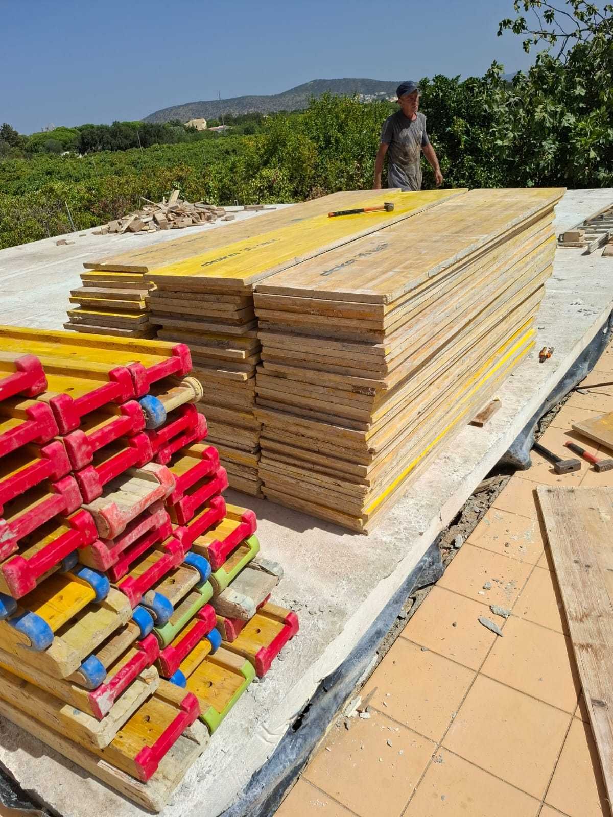 Paineis tricapas para comfragen
