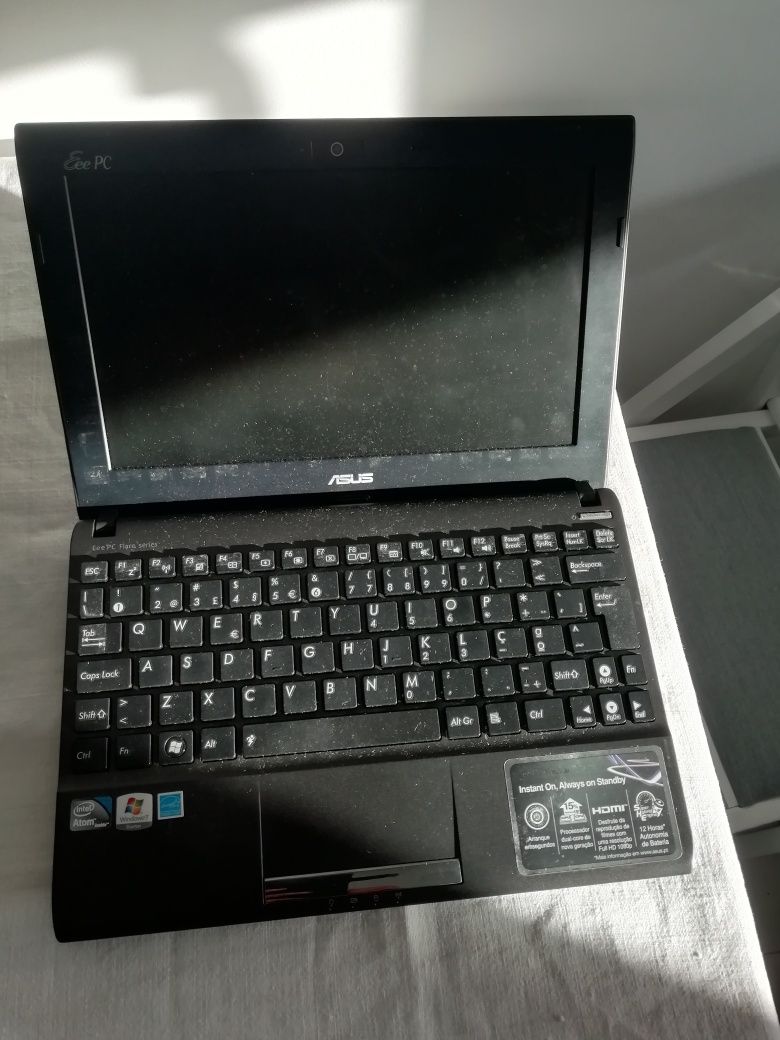 Portátil Asus Eee 1025C