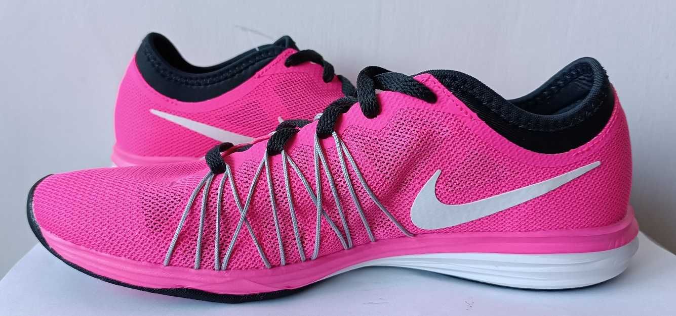 adidasy NIKE r.37,5 nowe