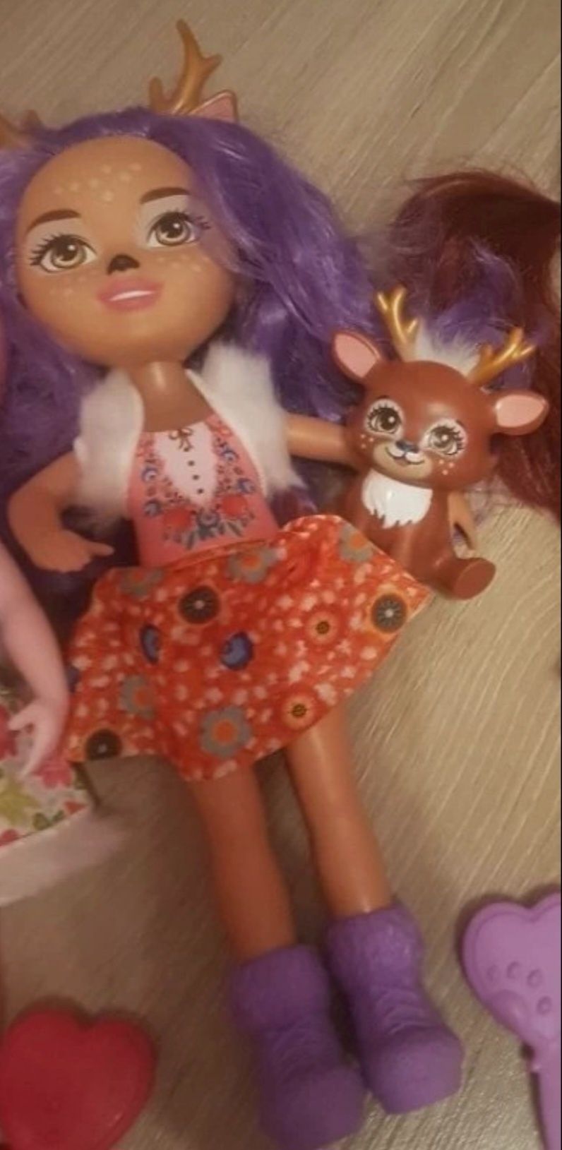 Duża lalka enchantimals jelonek