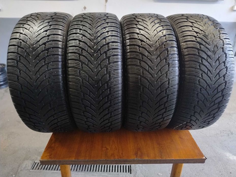 Nokian TYRES VR Suv 4, 245/50/19 Komplet Zima 21r.