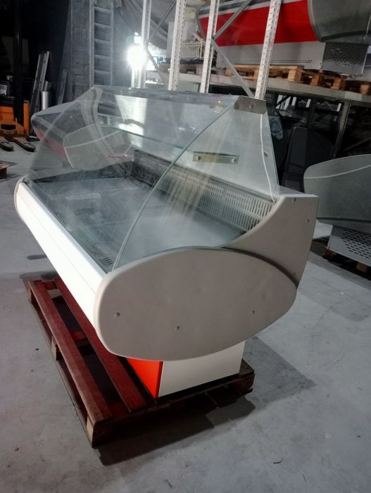 Вітрина холодильна МХМ для молока м'яса та іншого