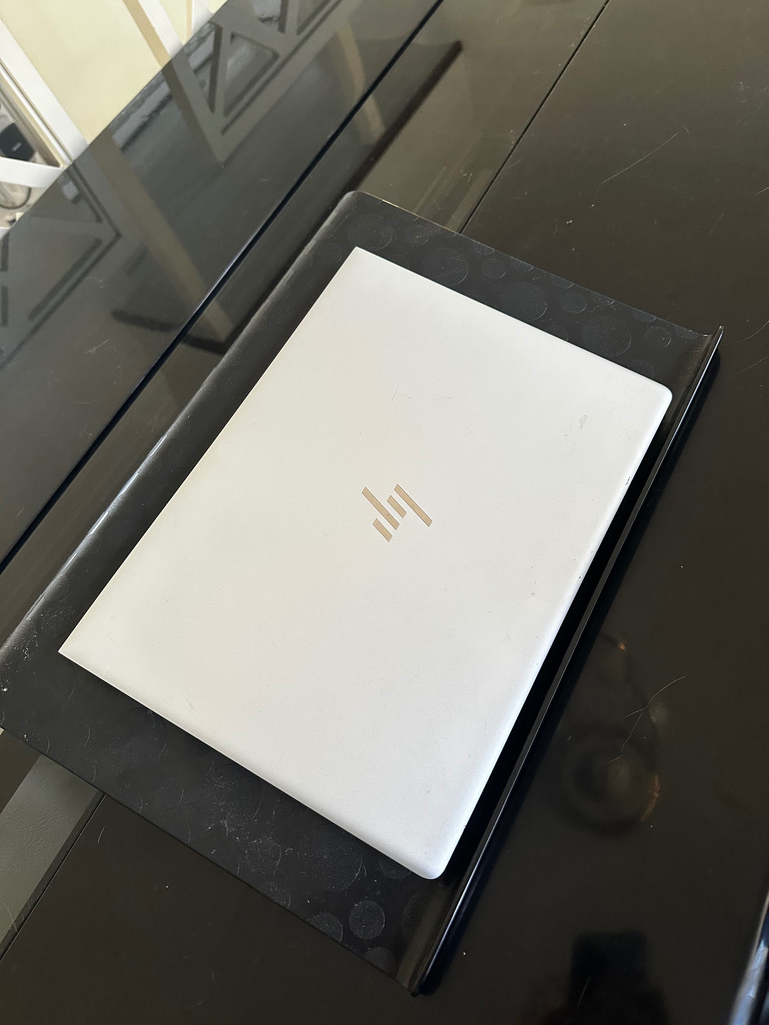 VENDO HP EliteBook 840 G6 i5 (8365U) 8GB RAM 256GB SSD 14” FHD