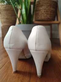 Białe skórzane buty Ryłko