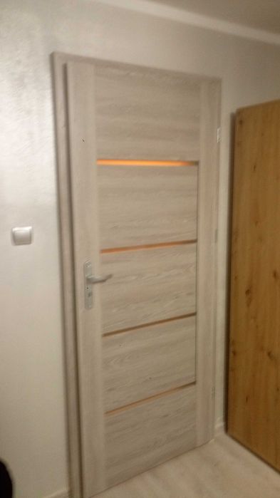 DRZWI WEWNĘTRZNE kamuflaże futryn i kompleksowa wymiana drzwi