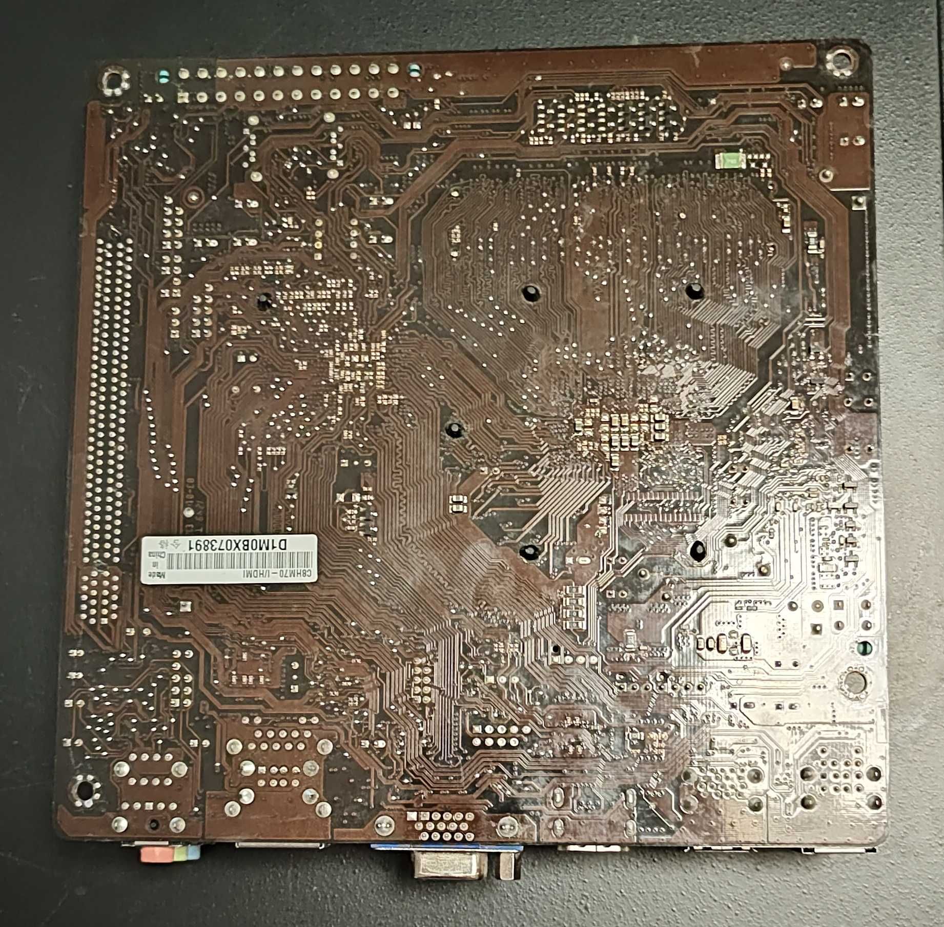 Найпопулярніша Mini-ITX плата Asus C8HM70-I HDMI 2 ядра