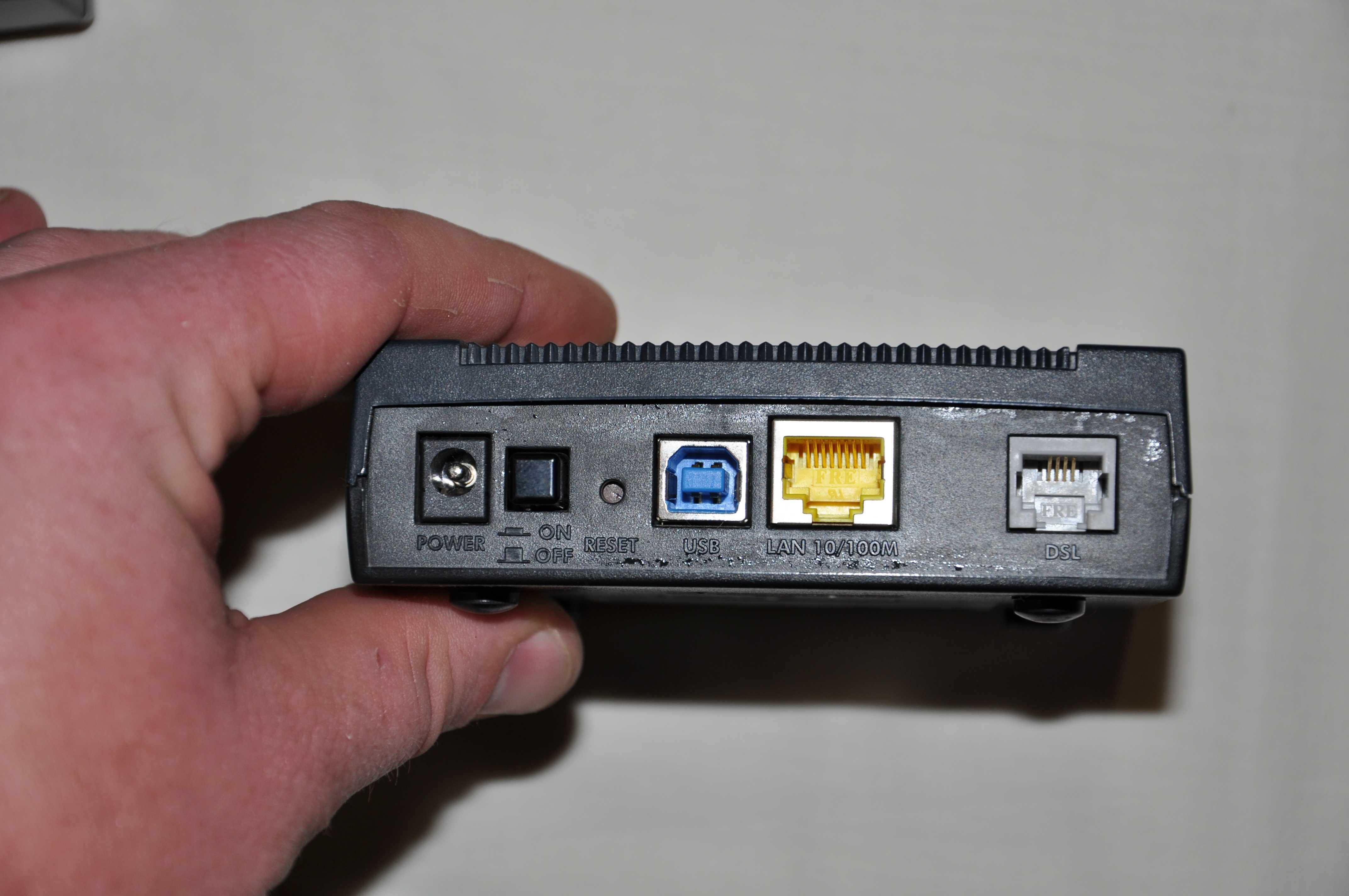 Модем ADSL2+ ZyXel P600 и Prestige ZyXel 600 Series