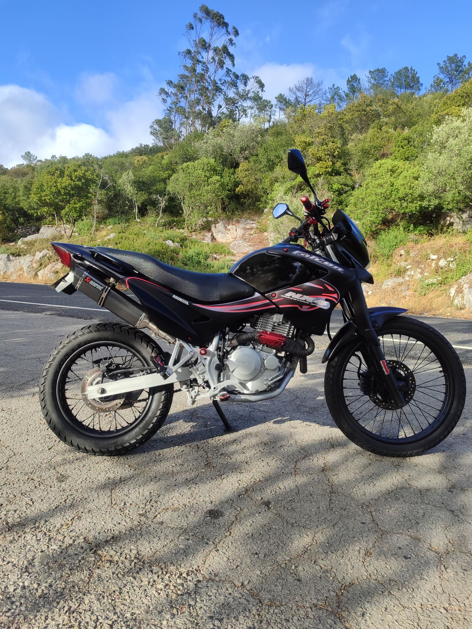 Honda NX400 Falcon