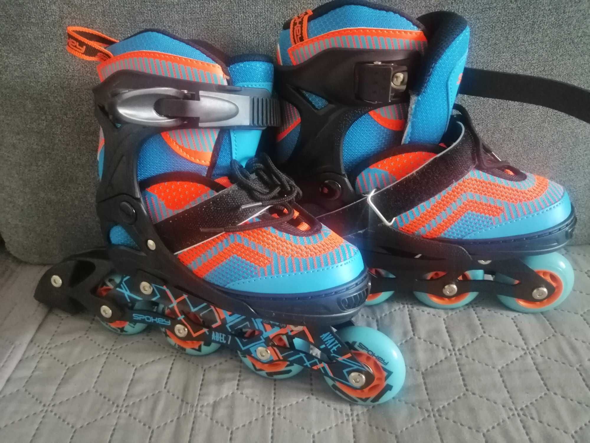 Stan idealny Rolki Avate Spokey regulowane 31-34+zestaw ochraniaczy