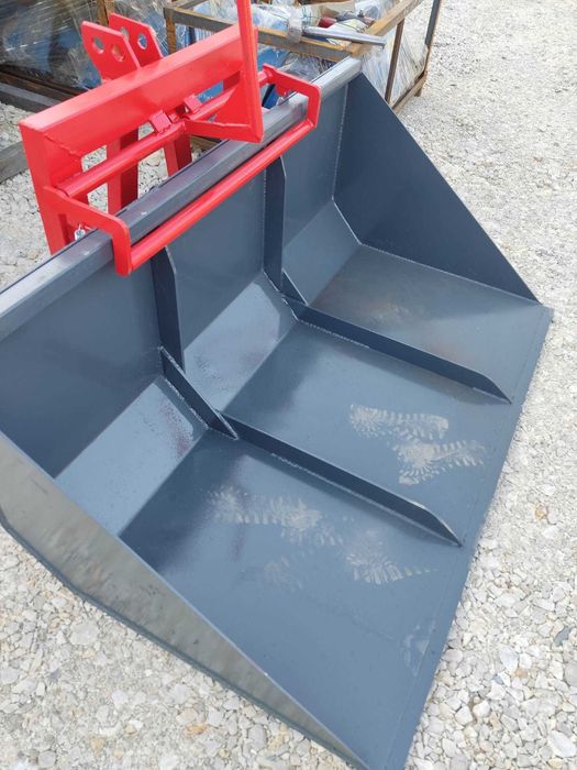 Szufla łyżka na tyl tuz traktora