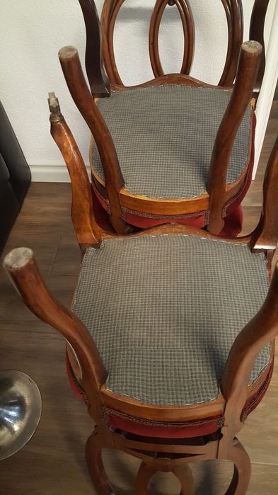 3 pojedyncze piekne krzesła po kapitalnej renowacji tapicerskie