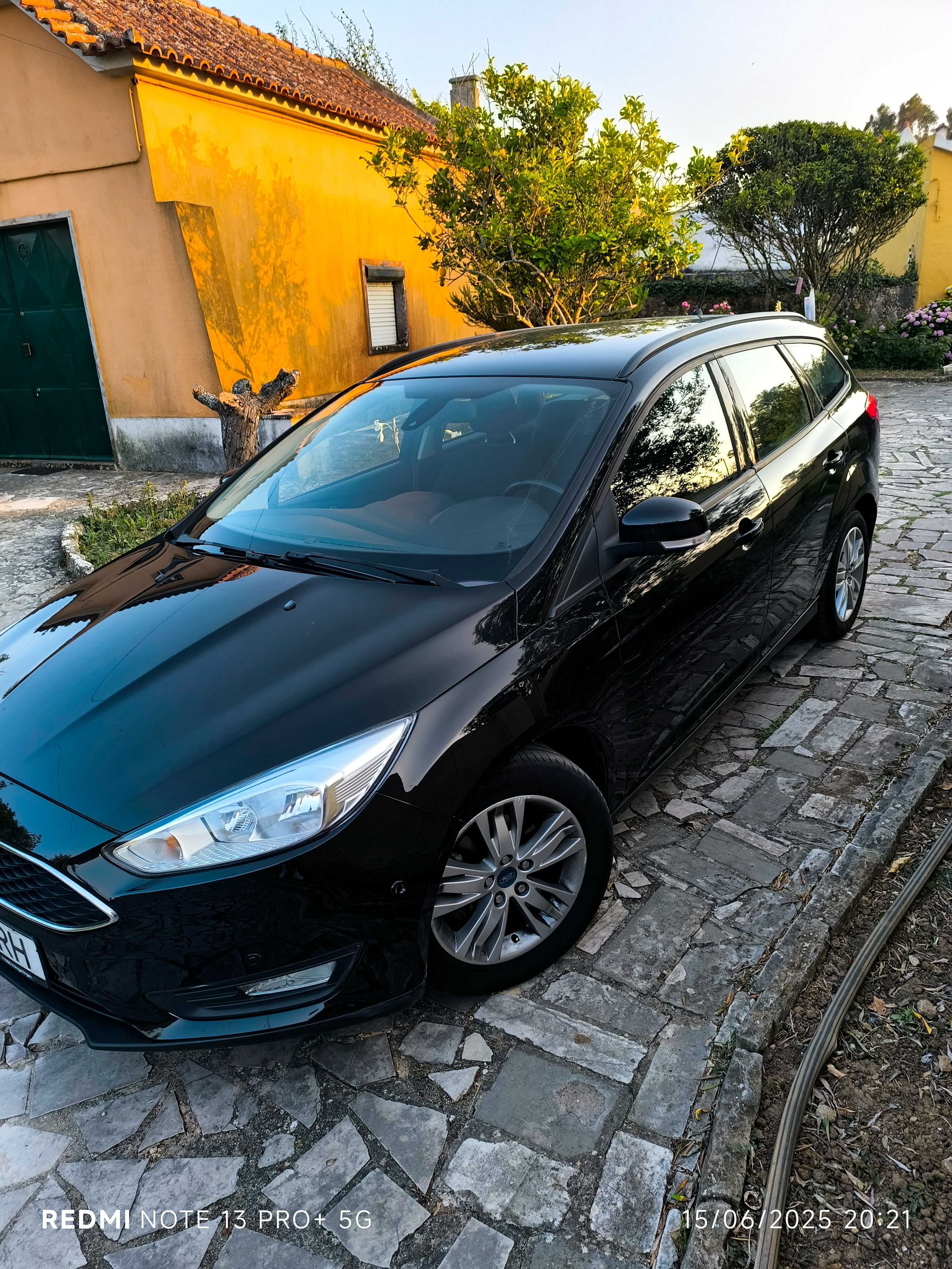 Ford focus 1.0 ecoboost full extras