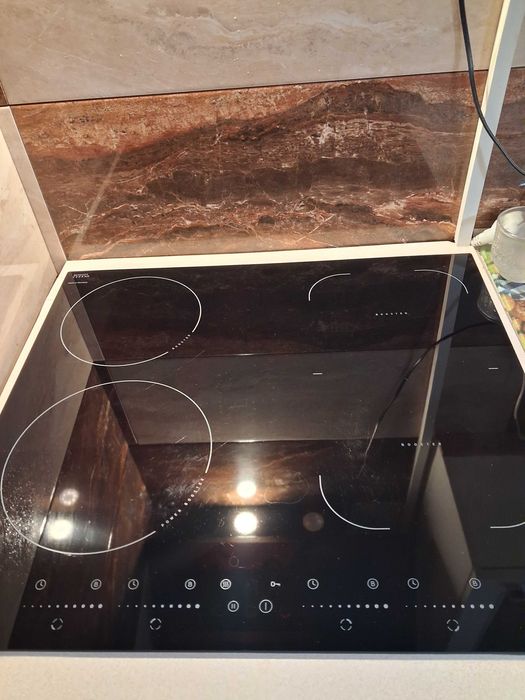 Płyta indukcyjna Amica