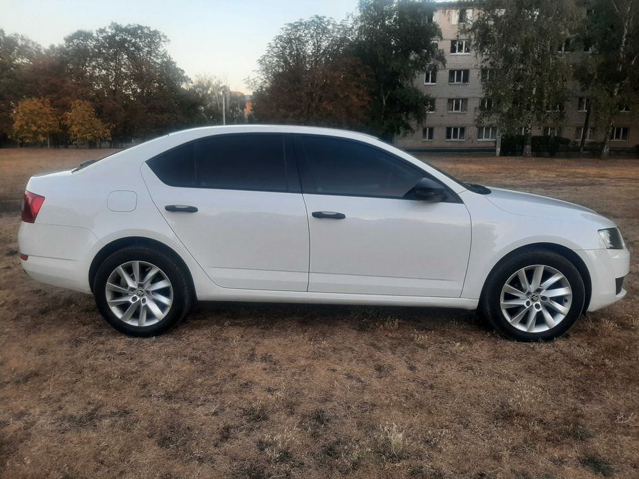 автомобиль Skoda Octavia A7