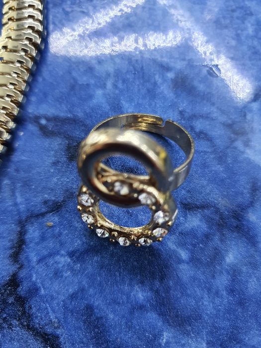 комплект жіночий біжутерія нова!